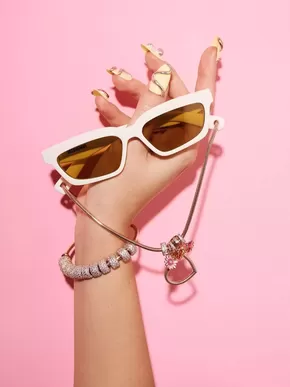 Pandora katalog | Pandora Leták | 2025-04-24T00:00:00.000Z - 2025-05-13T00:00:00.000Z